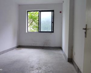 丽雅苑3室2厅2卫南朝向200.0万元/套出售