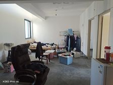 福明家园三期顶复 中庭位置 小高层 6室3厅 南 毛坯