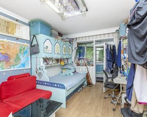 【总监力荐】有车位的 两居有电梯 近地铁 业主抛售 看房随时