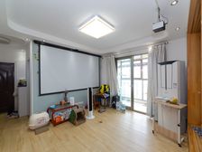 地铁口 欧尚旁 中间楼层 17 银河湾星苑 1室1厅 精装修