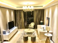 业主急卖 送车位 122平3居 南向精装修 随时可看房