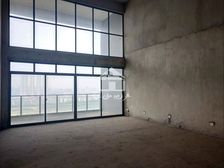 半岛半山 6房3厅300万