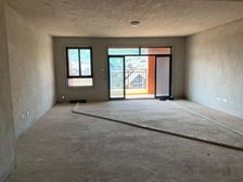 底价出售 毛坯大平层 靠公园 读桂雅路 价格美丽