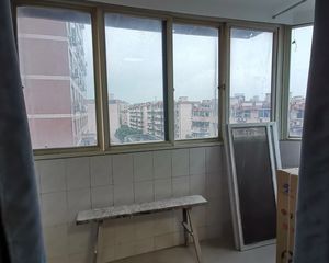 银海苑3室2厅2卫南朝向310.0万元/套出售