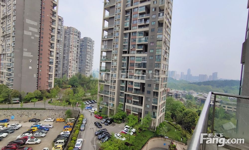 观山湖1号1室1厅精装修带阳台关门卖,贵阳观山湖碧海花园观山湖1号二