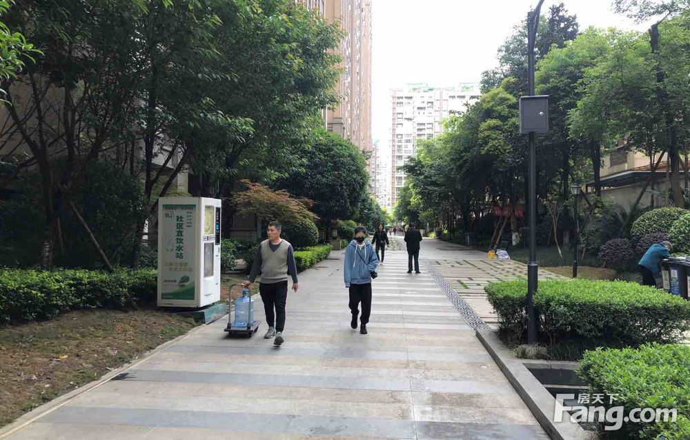 天府五街,精装套二房东诚意出售,成都天府新区华阳美城悦荣府二手房两