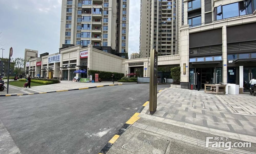 中海锦江城云熙2期朝向2室2厅中等装修