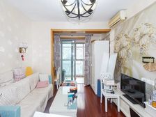 新出水秀苑 装修小户 满两年 楼层佳 视野好 可拎包入住