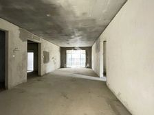 业主急售!!!5房2厅2卫 南北通透 单价7字头起,