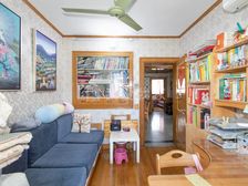 一梯两户 高楼采光视野很好