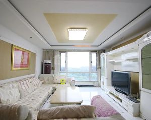 房山良海逸半岛四居室出售
