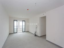 狮山·龙湖狮山天街 诚心出售大四房 诚心出售带买断车位 诚心