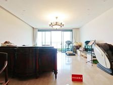 金海湾 全新豪宅大五房 豪宅望江大平层 视野开阔 温馨舒适