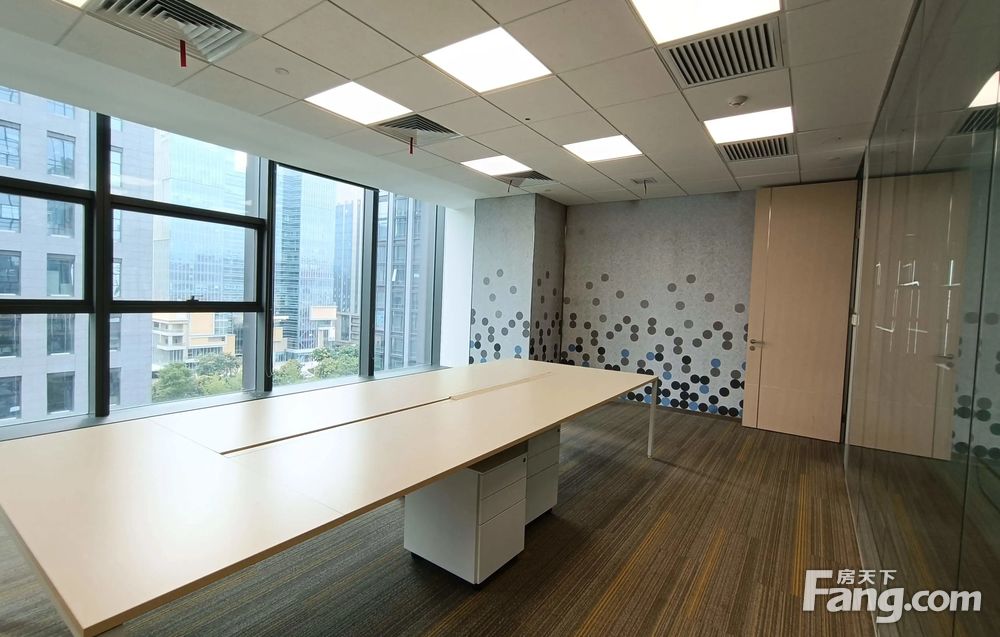 中晶科技广场688平精装