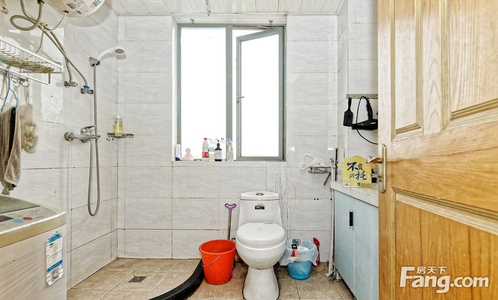 红街公寓 全明东边套 主卧朝南带阳台 中上楼层 采光通风好,杭州上城