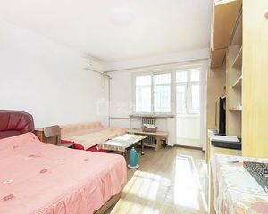 圆明园颐和园北大西门芙蓉里小区 南北向两居室 格局方正