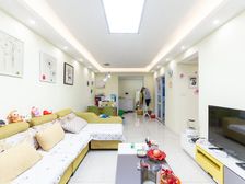 凤凰台旁凤凰湖西苑 3室2厅 精装修出售价格可谈