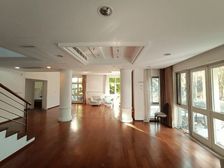 中房森林别墅,独栋4房精装修,花园集中朝南,急售钥匙房