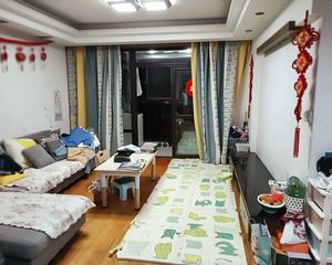 雅戈尔东湖馨园3室2厅1卫南朝向240.0万元/套出售