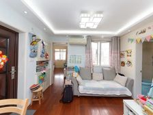 金杨精装南向两房 满五顶层户型 总价200万