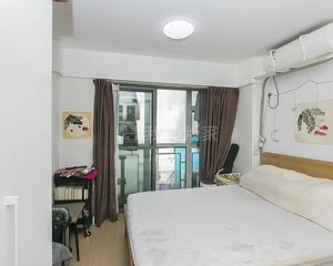 东城区兴隆都市馨园小户型带热水民水电满两