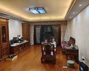 丽江新都4室2厅2卫南朝向500.0万元/套出售