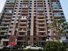 碧桂园碧玺湾4室2厅2卫南朝向118.0万元/套出售