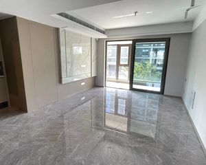 江望晴雨里4室2厅2卫南朝向370.0万元/套出售