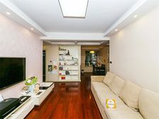 飞机户型 业主诚心出售;南北通透 采光好 置换诚心卖掉