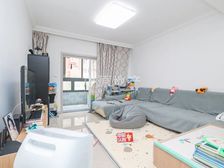 强人好房 币看好房 领包入住 大金的空调有地暖