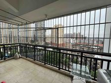 送车位急售 价格好谈 正南 振宁现代鲁班 5室2厅 精装修