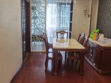 日湖花园3室2厅2卫南朝向385.0万元/套出售