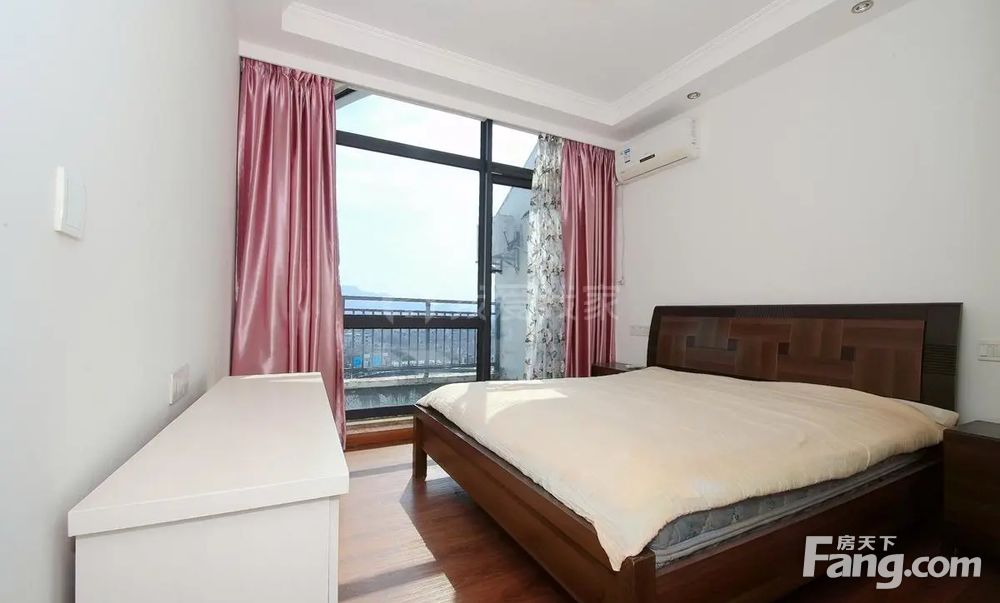 紫荆欣苑空中别墅花园房赠送大露台车位业主诚新出售