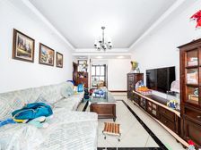 郭巷湖居世家湖景四房 装修好拎包入住 带车位顶楼诚意出售