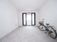 新出花样年别样城一期前排湖景三室二厅南北通透随时看房