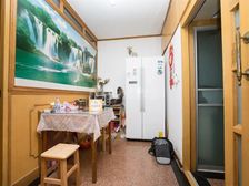 1楼双天井 户型方正 配套设施齐全 出行便利