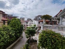 海茵国际花城别墅区 8房4厅460万