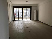 安吉万达旁 次新小区 电梯五房 家具家电拎包入住