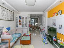 轨交500米,3室2厅,低于市场 电梯高区 诚意出售