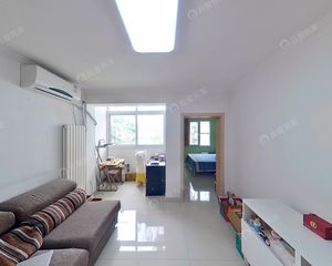 精装入住 阜通地铁站 品质户型(总监优选)安静西八间 随时看