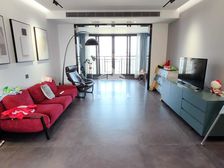 龙光玖珑湖 132平4居 南北向简装修 视野无遮挡