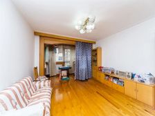 新上采香花园一楼,两室两厅户型好,带自行车库,周边配套齐全!