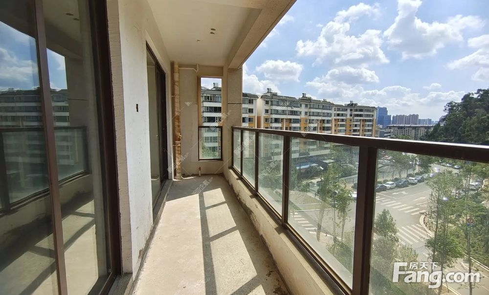 电梯小高层洋房刚交房两年毛坯莲华小书包德润香山府小区