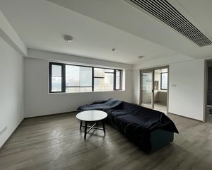 绿城凤起潮鸣3室2厅2卫南朝向550.0万元/套出售