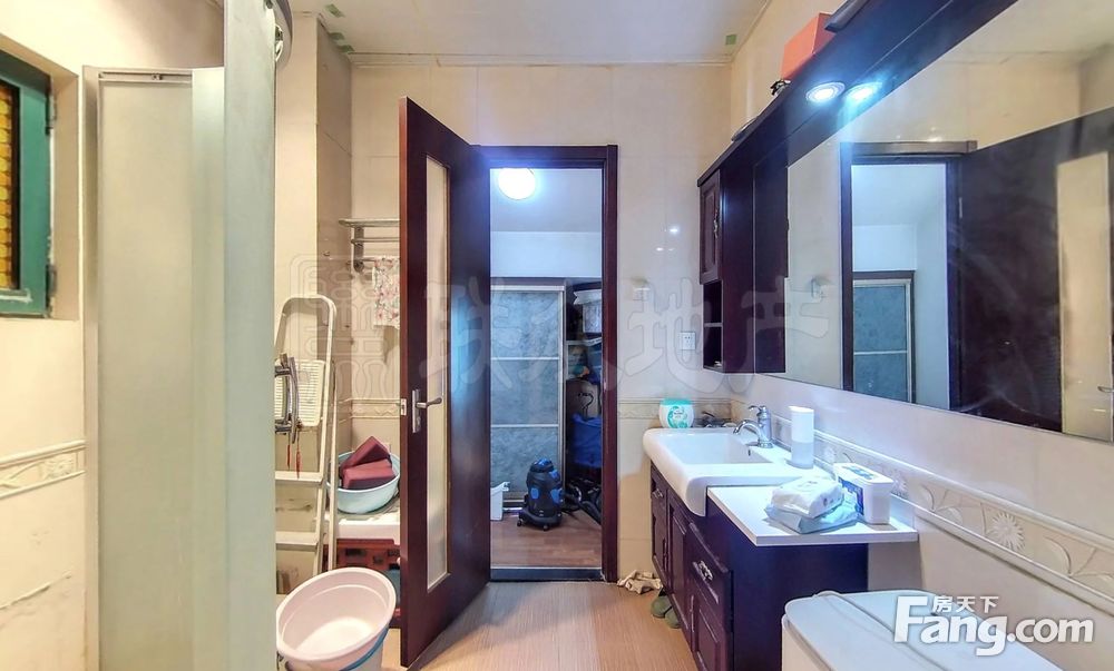 交易有保单 近地铁 南北通透 上下两层6室三卫,北京丰台角门枫竹苑二