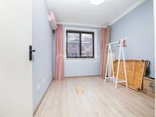 内环内,30万精装两年没入住,97年房龄,业主诚心出售