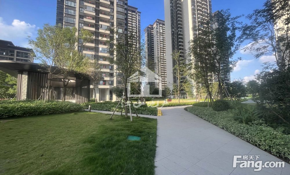 融创九熙府 4房2厅122万,南宁青秀仙葫经济开发区融创九熙府二手房