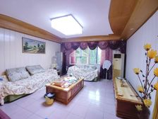 金达花园 3房2厅72万