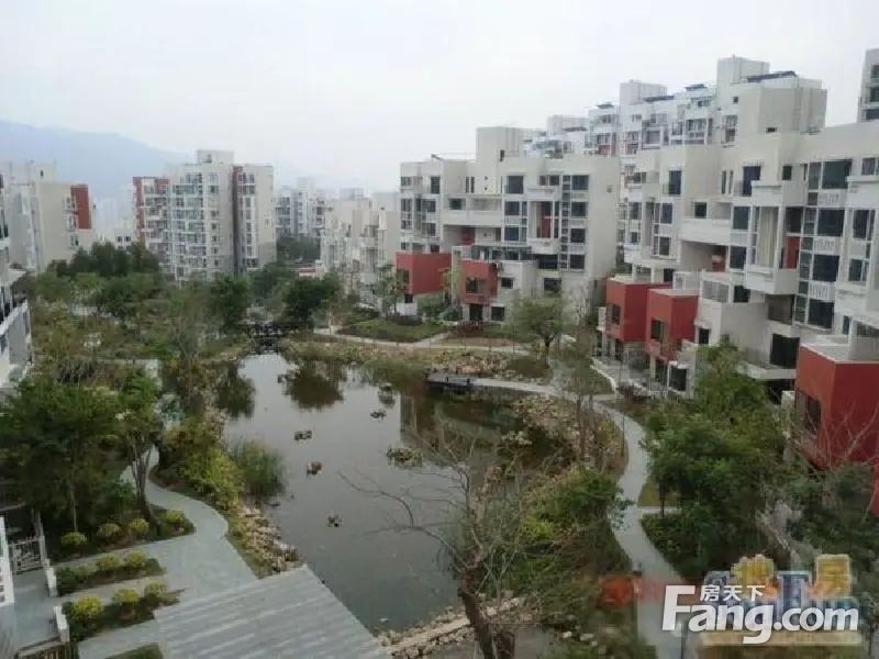 中海半山溪谷花园精装修大三房南北通透目前小区樶一套