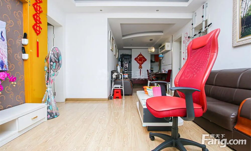 定海园大三房东边套超五独一婚房黄金楼有电梯有地下车位